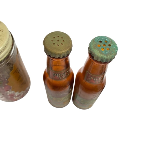 Vintage Junk Drawer Lot Kitchen Items Sprinx Cord Salt Pyrex lid crazy-daisy + - Picture 6 of 16